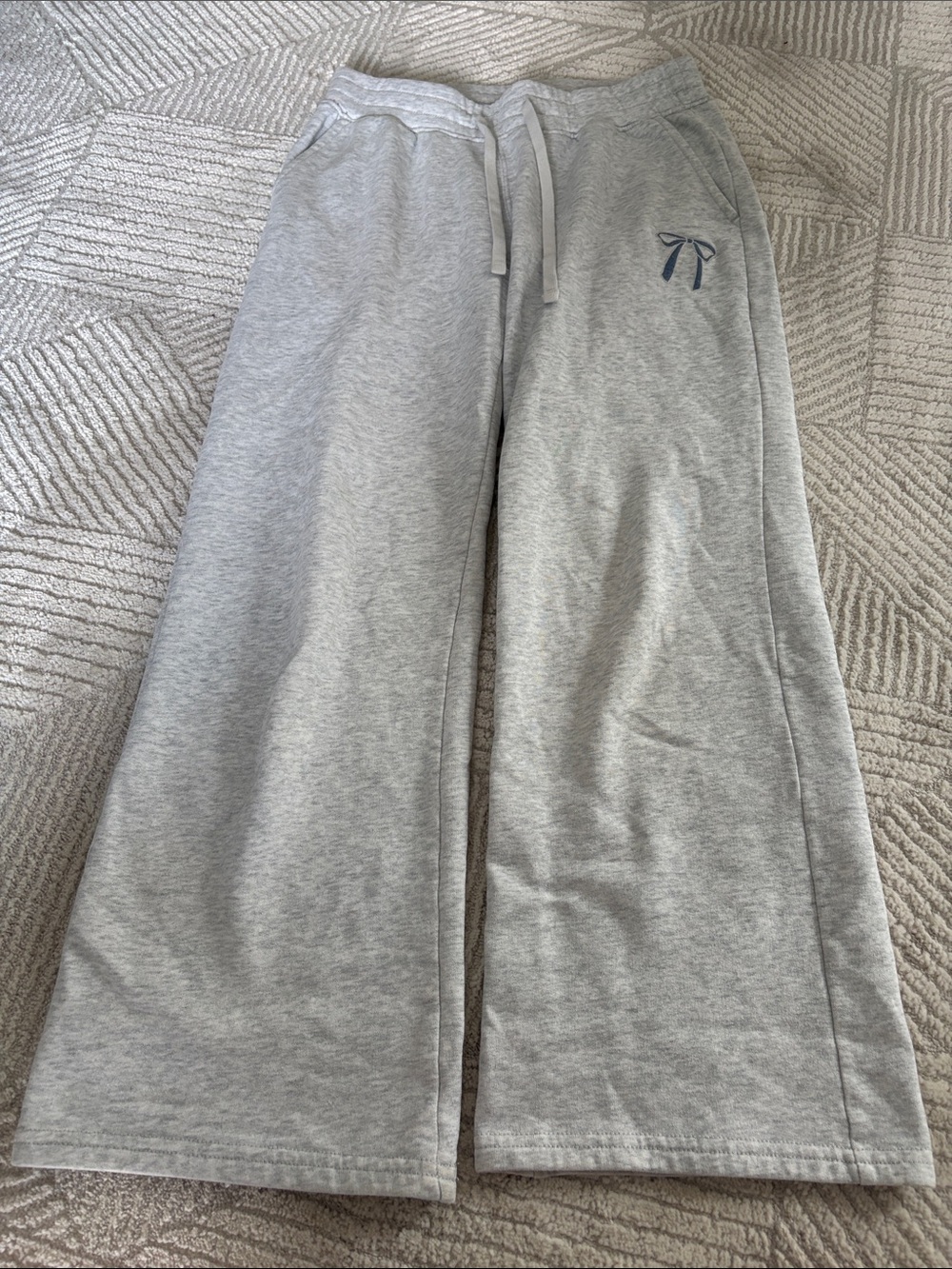 Hollister Light Gray Straight Sweatpants with Bow Embroidery